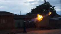Détonations de grenades, des tirs de fusils et même de roquettes; la nuit a été terrible à Bujumbura, surtout à Nyakabiga selon un riverain. AFP PHOTO/PHIL MOORE