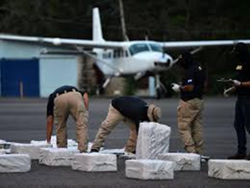 Guinée-Bissau: 2,6 tonnes de cocaïne saisies dans un aéronef en provenance du Venezuela Guinée-Bissau: 2,6 tonnes de cocaïne saisies dans un aéronef en provenance du Venezuela