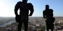 Des forces de sécurité algérienne, en 2014. © Farouk Batiche/AFP Des forces de sécurité algérienne, en 2014. © Farouk Batiche/AFP