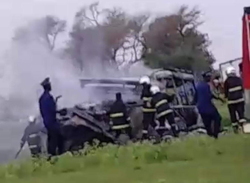 Accident de Ndangalma : "le bus transportait des bonbonnes de gaz", révèle le ministère des Transports Accident de Ndangalma : "le bus transportait des bonbonnes de gaz", révèle le ministère des Transports