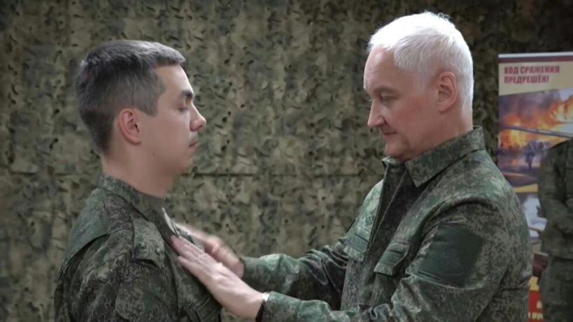 Défense russe: Bélooussov prend de l’espace, l’étoile de Choïgou pâlit de plus en plus Défense russe: Bélooussov prend de l’espace, l’étoile de Choïgou pâlit de plus en plus