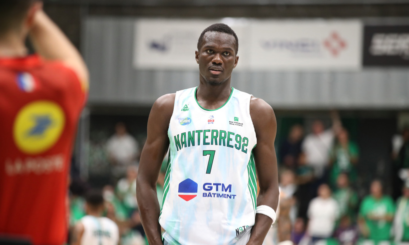 Transfert : Ibrahima Fall Faye débarque en Chine et s'engage avec les Shanxi Loong Transfert : Ibrahima Fall Faye débarque en Chine et s'engage avec les Shanxi Loong