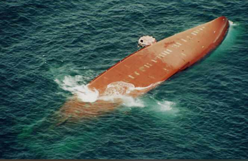 Anniversaire du naufrage du "Joola" : 22 ans après, le souvenir d'une tragédie inoubliable Anniversaire du naufrage du "Joola" : 22 ans après, le souvenir d'une tragédie inoubliable