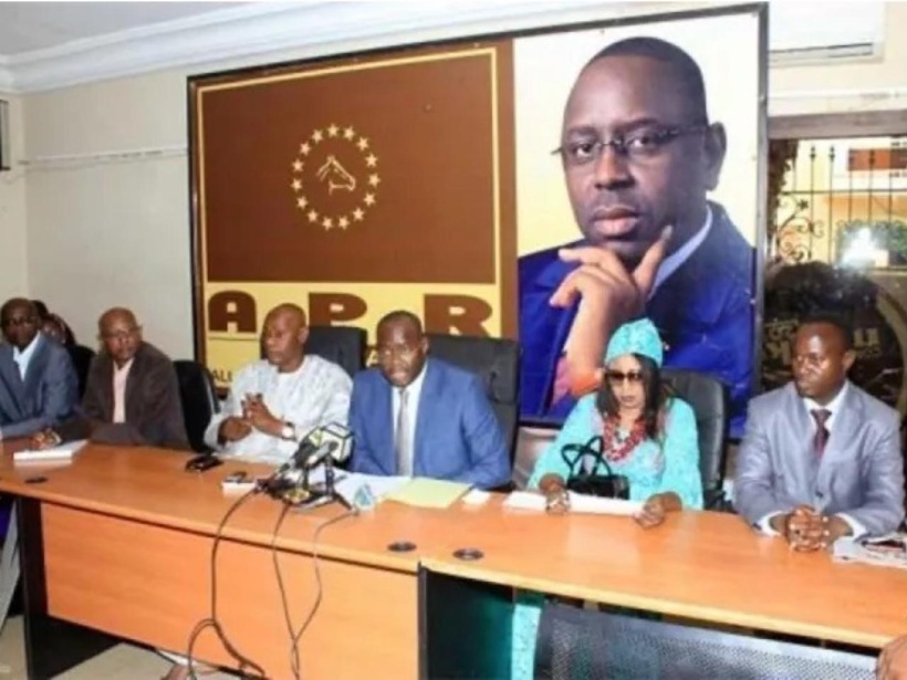 Dégradation des finances publiques sous l'ancien régime : la cinglante réponse de l'APR à Sonko Dégradation des finances publiques sous l'ancien régime : la cinglante réponse de l'APR à Sonko