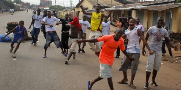 Guinée : 17 blessés lors d’affrontements entre militants du pouvoir et de l’opposition
