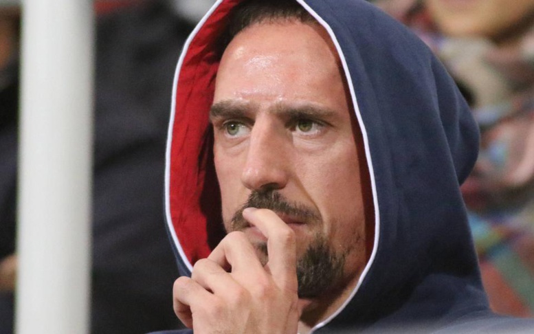 FRANCK RIBÉRY GUÉRI PAR LA NASA ? FRANCK RIBÉRY GUÉRI PAR LA NASA ?
