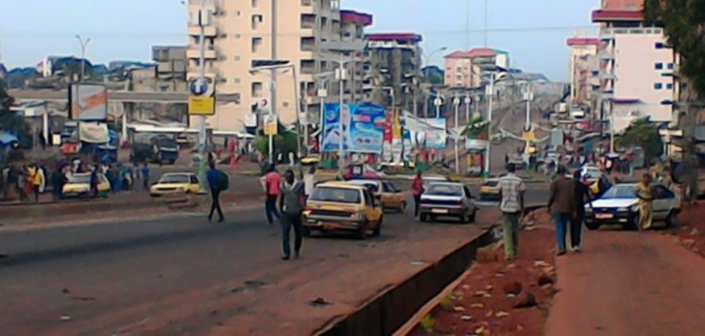 Guinée - Calme précaire à la veille de l'élection présidentielle: 2 visages de Conakry à J-1