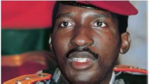 Rapports d'autopsie de Thomas Sankara: "Le corps criblé de balles", l'avocat annonce "les premières inculpations" Rapports d'autopsie de Thomas Sankara: "Le corps criblé de balles", l'avocat annonce "les premières inculpations"