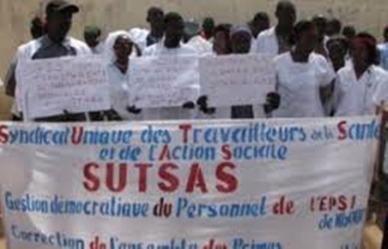 ​Après les enseignants, Macky Sall tente d’éviter la guerre avec le SUTSAS