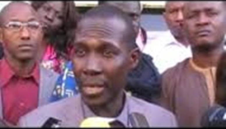 Dernière minute - Les ex-agents des agences dissoutes entrent en action à Pikine: «Nous allons crier, crier… » Dernière minute - Les ex-agents des agences dissoutes entrent en action à Pikine: «Nous allons crier, crier… »