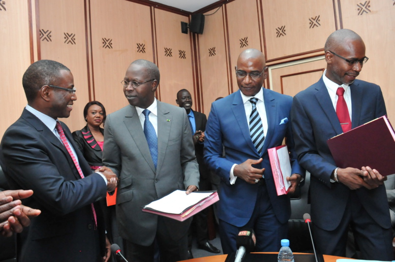 Implantation d’une industrie pharmaceutique à Diender : Le Fonsis décaisse 6,5 milliards de FCFA Implantation d’une industrie pharmaceutique à Diender : Le Fonsis décaisse 6,5 milliards de FCFA