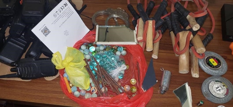 Violence électorale : 77 individus arrêtés plus une importante quantité de lance-pierres entre autres (communiqué police) Violence électorale : 77 individus arrêtés plus une importante quantité de lance-pierres entre autres (communiqué police)