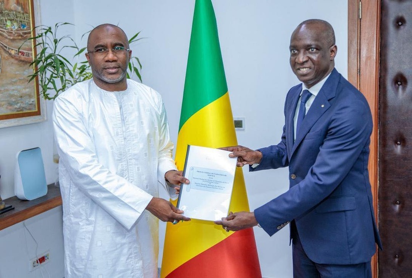 Dakar-Plateau : Doudou Ka demande à Barthélémy Dias et Alioune Ndoye de baptiser l'Avenue Carde au nom de Moustapha Ba Dakar-Plateau : Doudou Ka demande à Barthélémy Dias et Alioune Ndoye de baptiser l'Avenue Carde au nom de Moustapha Ba