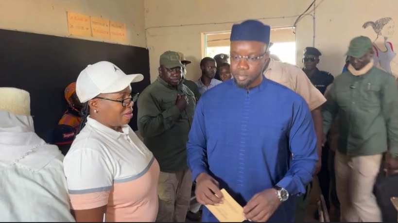 Ziguinchor : réactions d'Ousmane Sonko après son vote Ziguinchor : réactions d'Ousmane Sonko après son vote