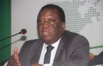 Présidentielle ivoirienne: La Commission électorale proroge la fermeture des bureaux de vote ayant ouvert avec 2H de retard Présidentielle ivoirienne: La Commission électorale proroge la fermeture des bureaux de vote ayant ouvert avec 2H de retard