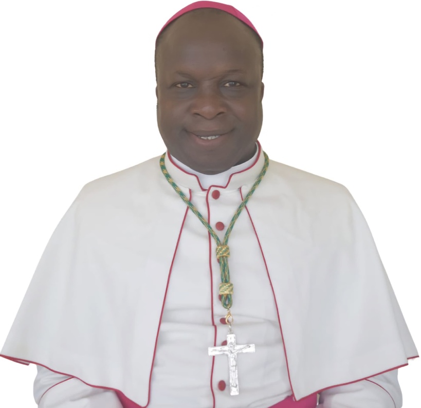 Du pâturage à l'évêché : la trajectoire providentielle de Mgr Manga Du pâturage à l'évêché : la trajectoire providentielle de Mgr Manga