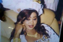 Maimouna Sao, ex-épouse du guide des "thiantacounes": «Cheikh Béthio, notre enfant et moi» Maimouna Sao, ex-épouse du guide des "thiantacounes": «Cheikh Béthio, notre enfant et moi»