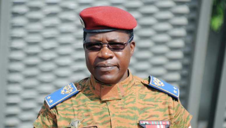 Burkina: des casernes rebaptisées du nom de figures de la nation Burkina: des casernes rebaptisées du nom de figures de la nation