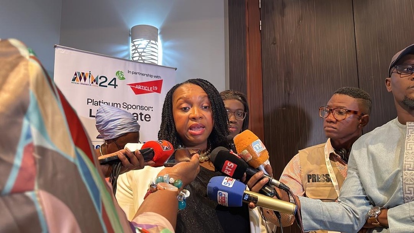 Harcèlement et Inégalités : Les défis des femmes journalistes au Sénégal Harcèlement et Inégalités : Les défis des femmes journalistes au Sénégal