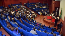 Le Conseil national de transition, l'Assemblée intérimaire du Burkina Faso, le 22 décembre 2014, lors de sa première session.. FP PHOTO / YEMPABOU AHMED OUOBA