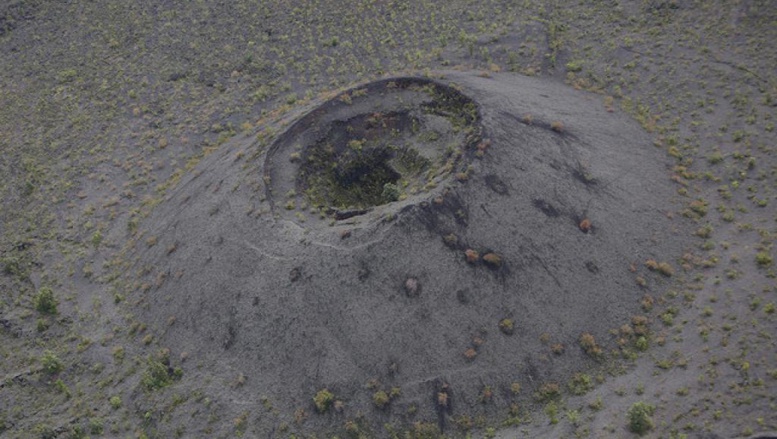 Du pétrole sous le parc des Virunga: la RDC face à un dilemme Du pétrole sous le parc des Virunga: la RDC face à un dilemme
