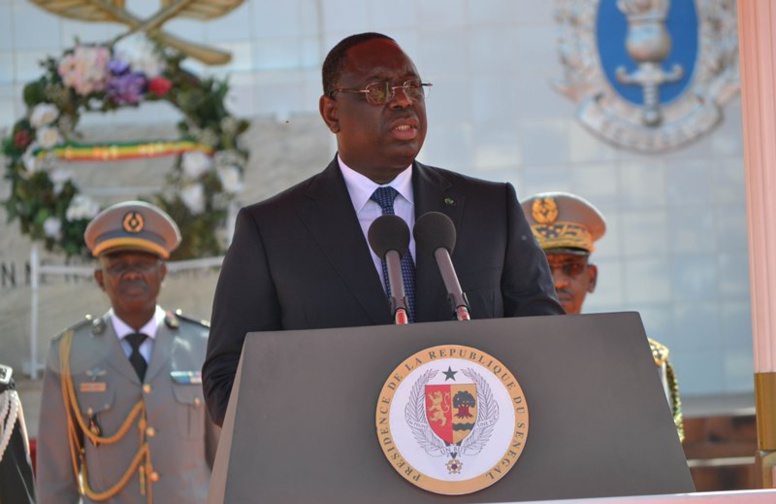 Le président Sall aux Forces Armées: «La menace la plus aiguë reste assurément le terrorisme» Le président Sall aux Forces Armées: «La menace la plus aiguë reste assurément le terrorisme»