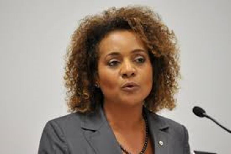Michaëlle Jean: « il nous faut résister tous ensemble face à la terreur » Michaëlle Jean: « il nous faut résister tous ensemble face à la terreur »