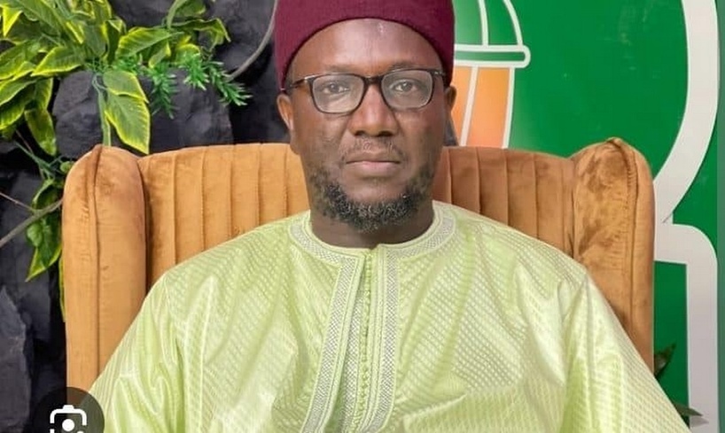 Limogé de son poste de directeur des Moyens Généraux, Cheikh Oumar Diagne donne rendez-vous le 11 janvier prochain Limogé de son poste de directeur des Moyens Généraux, Cheikh Oumar Diagne donne rendez-vous le 11 janvier prochain