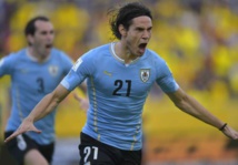 Edinson Cavani, l'attaquant du PSG, a assuré qu'il avait bien l'intention de rentrer à Paris ce mercredi. Edinson Cavani, l'attaquant du PSG, a assuré qu'il avait bien l'intention de rentrer à Paris ce mercredi.