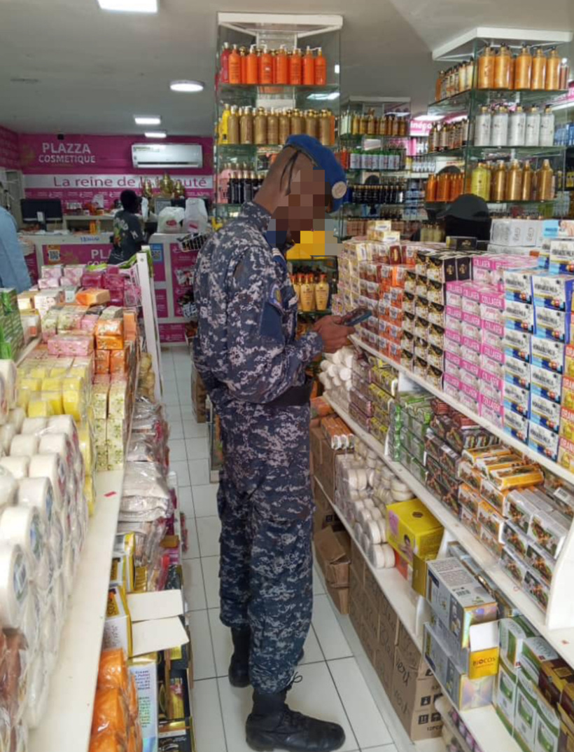 Keur Massar : démantèlement d'un réseau de vente de médicaments illicites, "Plazza Cosmétique" épinglé Keur Massar : démantèlement d'un réseau de vente de médicaments illicites, "Plazza Cosmétique" épinglé