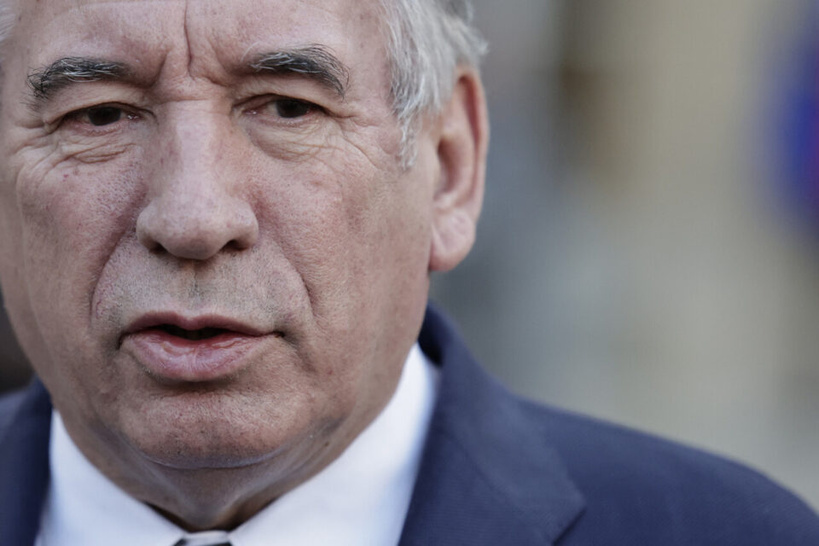 France: à l'Assemblée, François Bayrou prononce son discours de politique générale et espère éviter la censure France: à l'Assemblée, François Bayrou prononce son discours de politique générale et espère éviter la censure