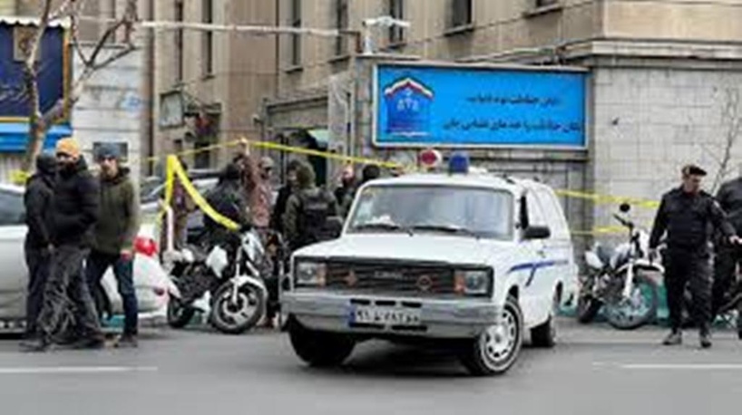 Iran: deux juges de la Cour suprême assassinés dans leur bureau Iran: deux juges de la Cour suprême assassinés dans leur bureau