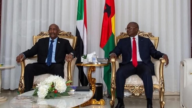 Soudan: le général al-Burhan achève une tournée en Afrique de l'Ouest en quête de soutiens Soudan: le général al-Burhan achève une tournée en Afrique de l'Ouest en quête de soutiens