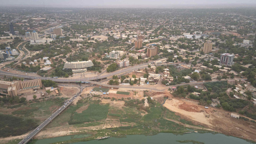 Niger: le rédacteur en chef de Canal 3 en garde à vue après la diffusion d’un baromètre sur les ministres Niger: le rédacteur en chef de Canal 3 en garde à vue après la diffusion d’un baromètre sur les ministres