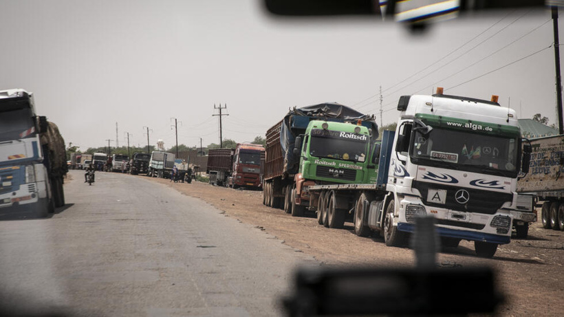 Burkina Faso: quatre camionneurs marocains auraient été enlevés par un groupe armé Burkina Faso: quatre camionneurs marocains auraient été enlevés par un groupe armé