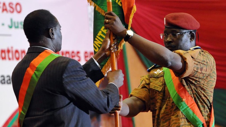 Fin de la transition burkinabè, forte d'une réforme anti-corruption