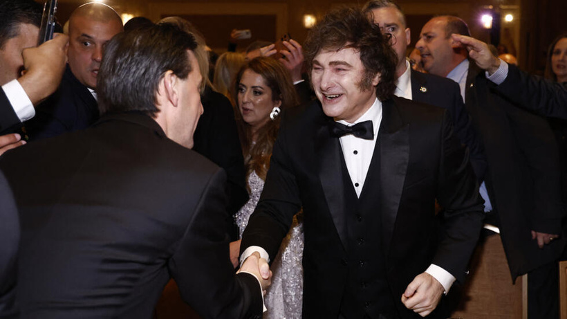 États-Unis : la communauté hispanique célèbre l'investiture de Donald Trump États-Unis : la communauté hispanique célèbre l'investiture de Donald Trump