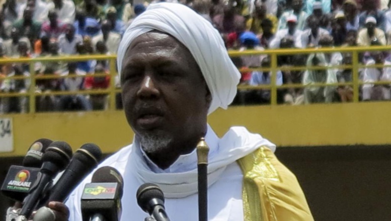Mali: l’imam Mahmoud Dicko suspecté de faire l’apologie du terrorisme Mali: l’imam Mahmoud Dicko suspecté de faire l’apologie du terrorisme