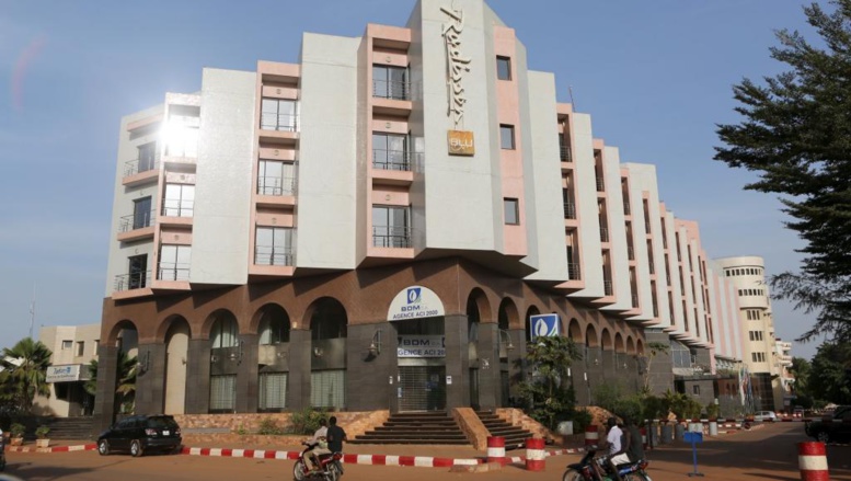 Mali: l’opposition pointe les autorités après l’attaque du Radisson Mali: l’opposition pointe les autorités après l’attaque du Radisson