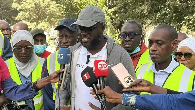 Journée « Sétal suñu penche mi » : les députés s'engagent pour la propreté et la cohésion nationale Journée « Sétal suñu penche mi » : les députés s'engagent pour la propreté et la cohésion nationale