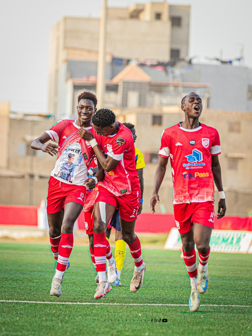 Ligue 1: le leader Gorée et son dauphin Jaraaf chutent, HLM de Dakar accueille l’AS Pikine ce lundi Ligue 1: le leader Gorée et son dauphin Jaraaf chutent, HLM de Dakar accueille l’AS Pikine ce lundi