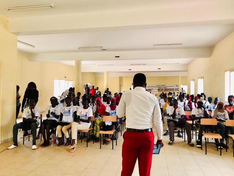 Mort de l'étudiant Matar Diagne : les étudiants de Pikine à l'UGB sous le choc Mort de l'étudiant Matar Diagne : les étudiants de Pikine à l'UGB sous le choc