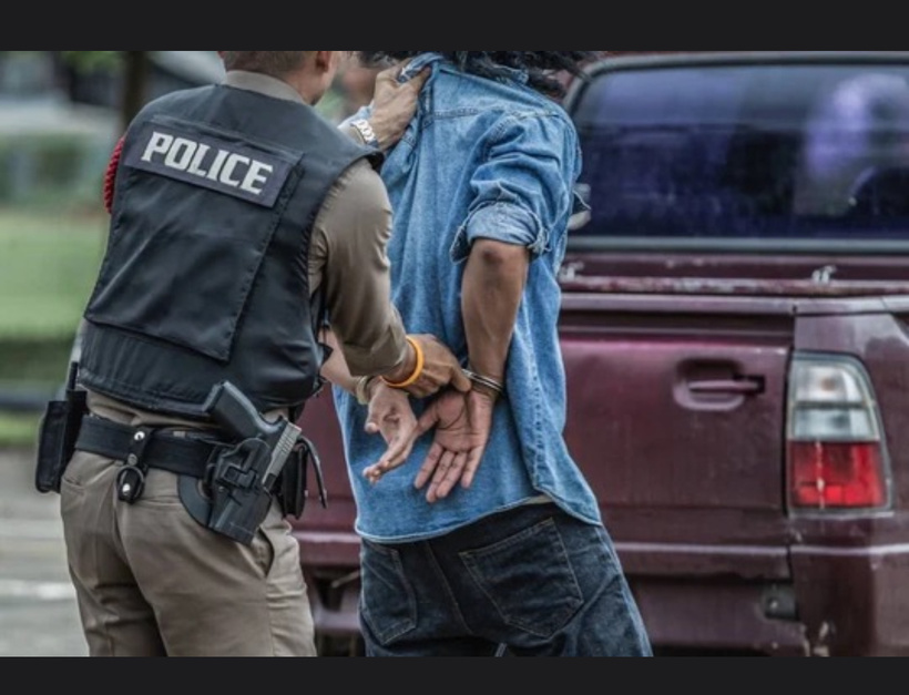 Italie : un Sénégalais arrêté avec 46 boules de cocaïne devant un cimetière Italie : un Sénégalais arrêté avec 46 boules de cocaïne devant un cimetière
