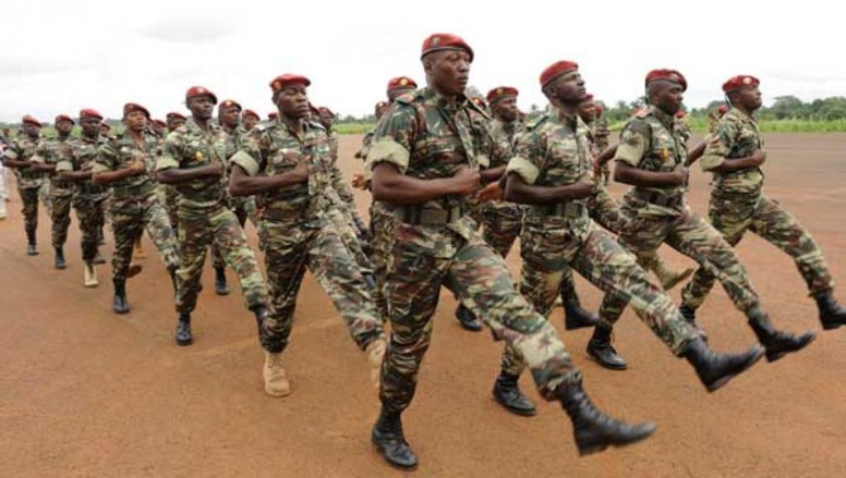 Mali: les familles des bérets rouges veulent des avancées judiciaires Mali: les familles des bérets rouges veulent des avancées judiciaires