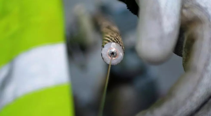 Meta va déployer un câble sous-marin gigantesque pour alimenter l'intelligence artificielle Meta va déployer un câble sous-marin gigantesque pour alimenter l'intelligence artificielle