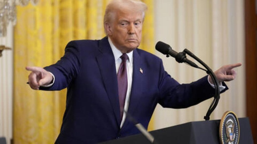 Déclarations fracassantes, décisions chocs: Trump, un mois de mandat mené à un rythme effréné Déclarations fracassantes, décisions chocs: Trump, un mois de mandat mené à un rythme effréné