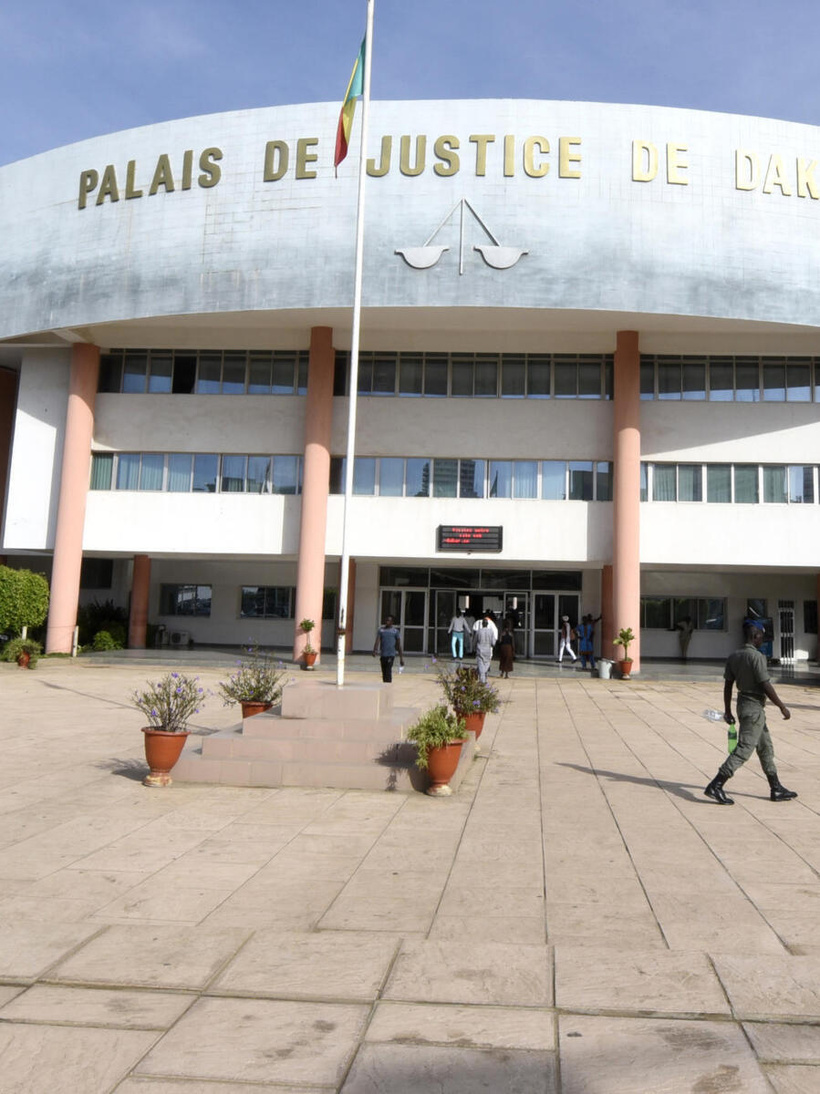 Dakar : un maçon de 51 ans accusé de "viol" sur la fille mineure de son patron Dakar : un maçon de 51 ans accusé de "viol" sur la fille mineure de son patron