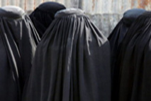 Terrorisme : la Cedeao interdit le voile intégral dans la sous-région