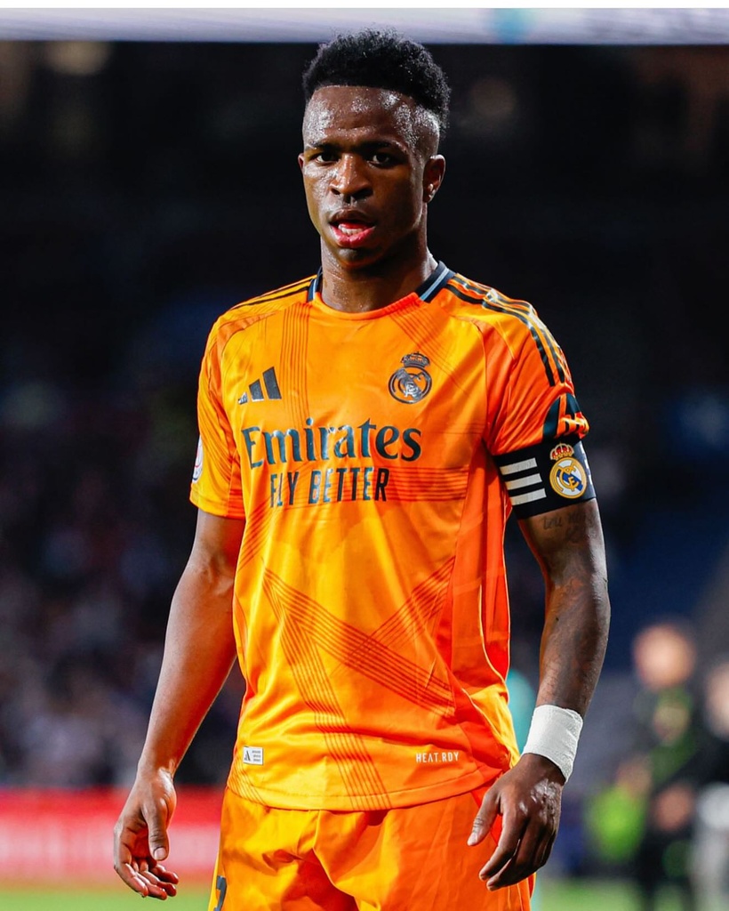 Coupe du Roi : Vinicius Jr encore victime de racisme en plein match Coupe du Roi : Vinicius Jr encore victime de racisme en plein match