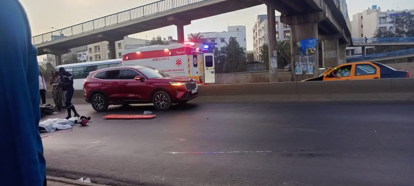 Croisement Camberène : un conducteur de moto tué dans une collision impliquant un 4x4 et un bus "Tata" Croisement Camberène : un conducteur de moto tué dans une collision impliquant un 4x4 et un bus "Tata"